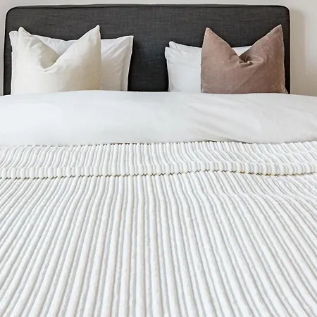 Lae7bi- Apotel Hills By Roomservices * Εστεπόνα
