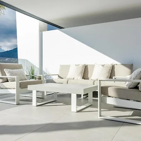 Lae7bi- Apotel Hills By Roomservices Διαμέρισμα Εστεπόνα