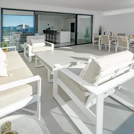 Διαμέρισμα Lae7bi- Apotel Hills By Roomservices Εστεπόνα