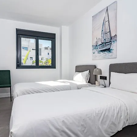 Lae7bi- Apotel Hills By Roomservices * Εστεπόνα